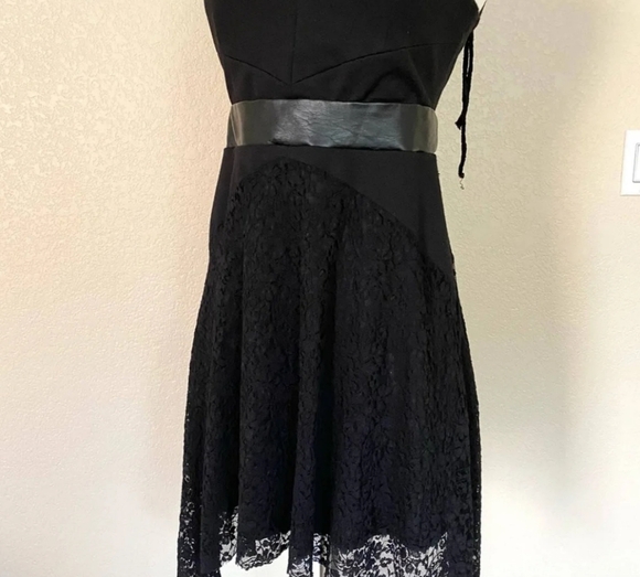 Black Lace Sleeveless Goth/Emo Dress - Picture 5 of 12